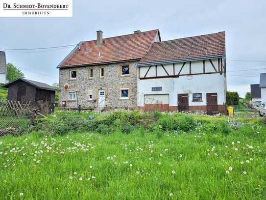 Erweck mich zu neuem Leben! Charmantes Einfamilienhaus mit großem Garten nähe Westerburg.