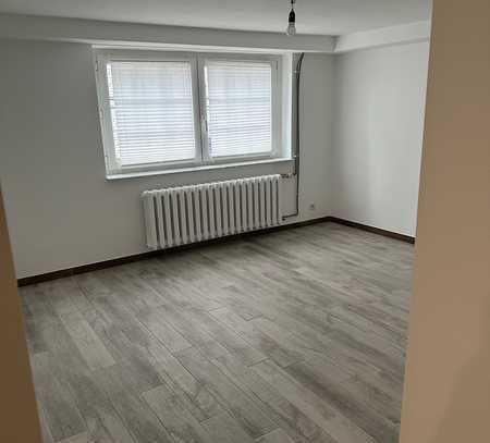 Sanierte 2 Zimmer Wohnung zu vermieten