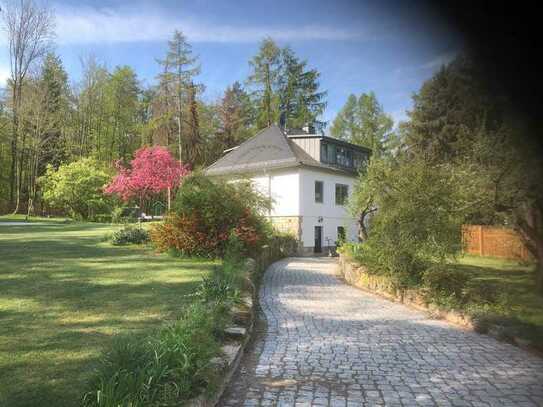 gemütliches Landhaus mit großem Grundstück