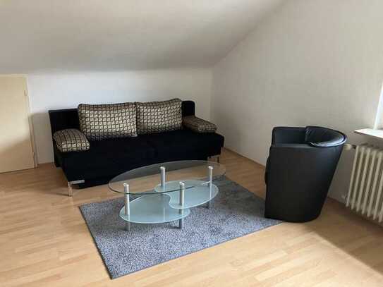 Ein-Zimmer DG-Appartment möbliert in Heilbronn-Ost