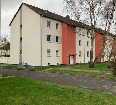 Schöne 2-Zimmer-Wohnung im Erdgeschoss mit Balkon