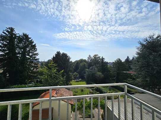 Ausblick ! Erstbezug ! Helle 3 Zimmer Maisonette | Klima | Einbauküche | Gartennutzung