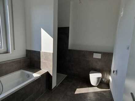 Erstbezug Haus im Haus Sehr schönes Wohnambiente mit viel Charme 2 x TG Plätze
