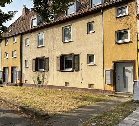 Mehrfamilien- oder Mehrgenerationenhaus mit Garten