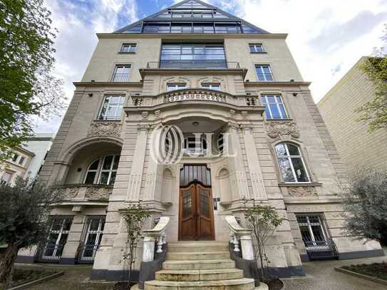 *JLL* - Villa mit klassizistischer Fassade in bester Westendlage