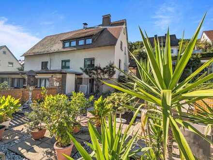 Großzügiges Zweifamilienhaus mit voll ausgestatteter Gaststätte / Kneipe