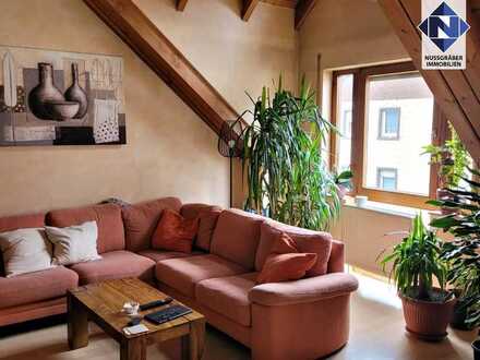 Stilvolle Maisonette-Wohnung - Juwel mit 3,5 Zimmern und Loggia
