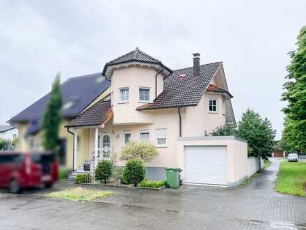 Schöne, gepflegte Doppelhaushälfte in Seenähe