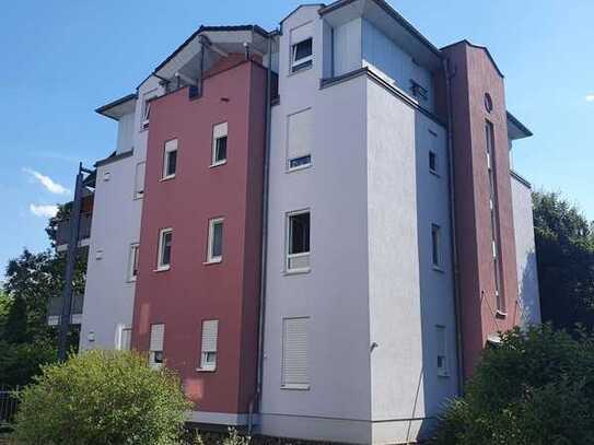 Wunderschöne ruhige 2-Zimmer-Wohnung mit ca. 58,70 m² Wohnfläche im I. Obergeschoss mit Balkon