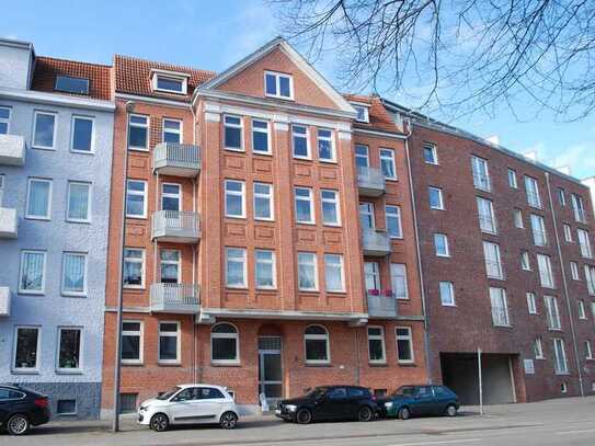 Schöne 3,5 Zi.-Altbau-Wohnung – vermietet als Kapitalanlage!