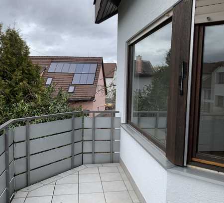 Gepflegte 2-Zimmer-Wohnung mit Balkon in Oberboihingen