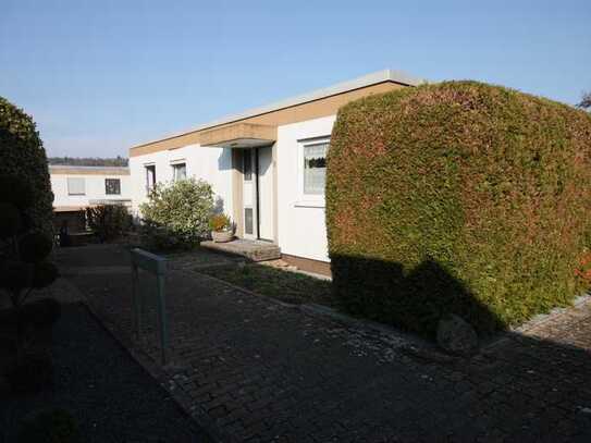 Ansprechendes und gepflegtes 6-Raum-Reihenendhaus in Karlsruhe-Grötzingen von privat