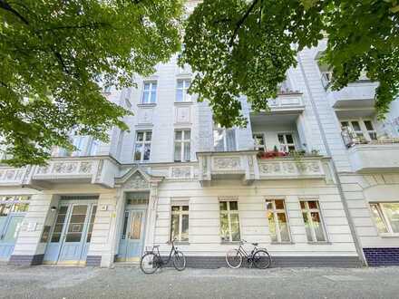 CHARMANTE 2 ZIMMERWOHNUNG | TOP GESCHNITTEN | IM RUHIGEN HINTERHAUS | PROVISIONSFREI!