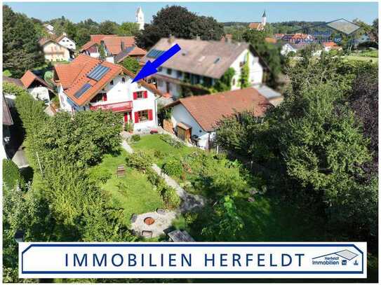 Großzügiges Mehrfamilienhaus mit parkähnlichem Garten & Bergblick - In drei Einheiten nutzbar!