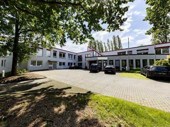 Großzügiges Büro- und Lagergebäude in Dortmund mit 36 Stellplätzen