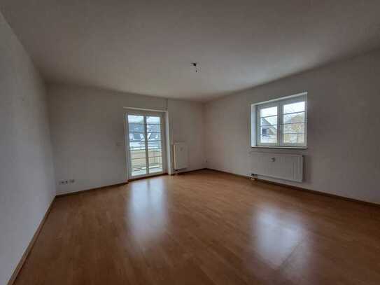 Moderne 2-Zi.-Whg. im 2. OG mit Laminat +Bad mit Dusche frei ab 1.8.25