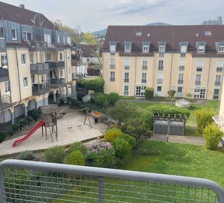Einziehen, wohlfühlen, ankommen – 3 Zimmer im Dachgeschoss erwarten Sie!