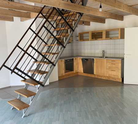 Ansprechende 3-Zimmer-Maisonette-Wohnung mit geh. Innenausstattung, Balkon und EBK in Rauenberg