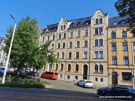 Hochwertige sanierte 2-Raumwohnung mit Balkon und Ausblick