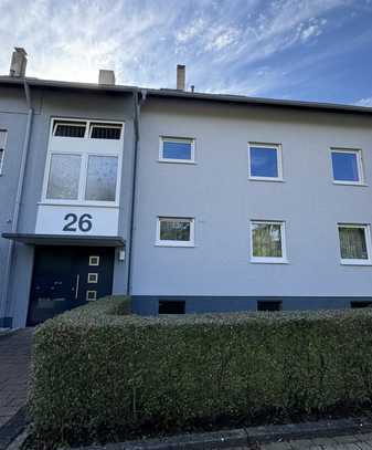 Attraktive 4-Zimmer-DG-Wohnung mit Einbauküche in Bretten