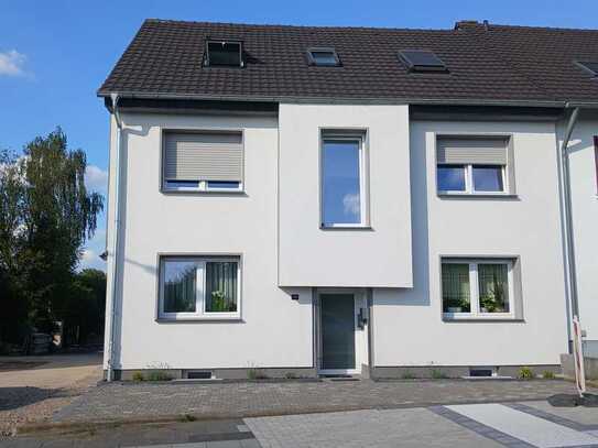 Freundliche 4-Zimmer-Maisonette-Wohnung in Euskirchen