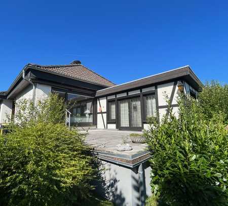 Lindlar! Freistehendes Einfamilienhaus mit traumhaftem Fernblick.