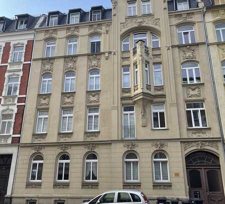 ++ Provisionsfreie, 4-Zimmer Maisonettewohnung mit 2 Balkonen zur Kapitalanlage ++