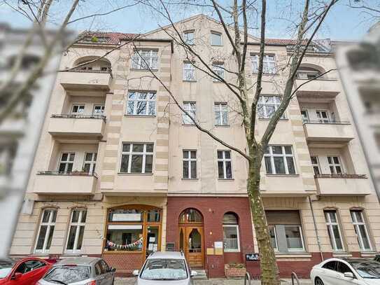Bezugsfrei - Helle und ruhige 4-Zimmer-Altbauwohnung in begehrter Wohnlage in Berlin-Steglitz
