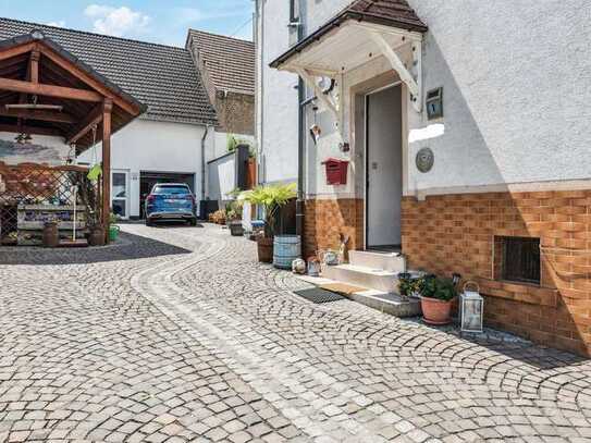 Ihr neues Zuhause mit sonnigem Innenhof