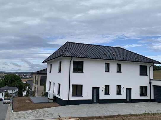 Geräumige 7-Zimmer-Wohnung zur individuellen Gestaltung in Buchen (Odenwald)