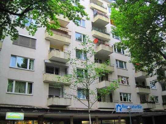 Wohnen am Ettlinger Tor - 2 Zimmer - Einbauküche, Aufzug und Balkon