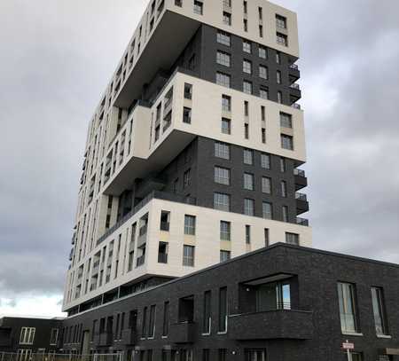 Helle, barrierefreie, großzügig geschnittene 2-Zimmer Wohnung in der 9. Etage mit schönem Ausblick