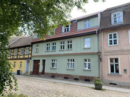 2 Zimmer - Dachgeschosswohnung in Seenähe am Neuen Markt