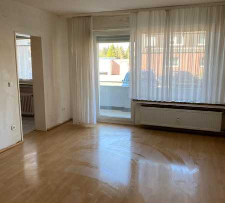 Helle Erdgeschosswohnung mit großem Balkon und EBK in Kamen