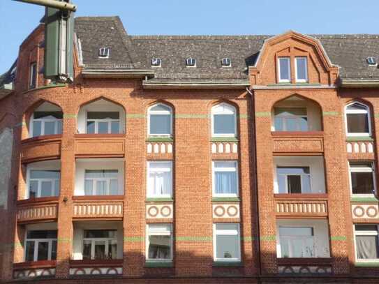 Stilvoll modernisierte Altbauwohnung von 1907!