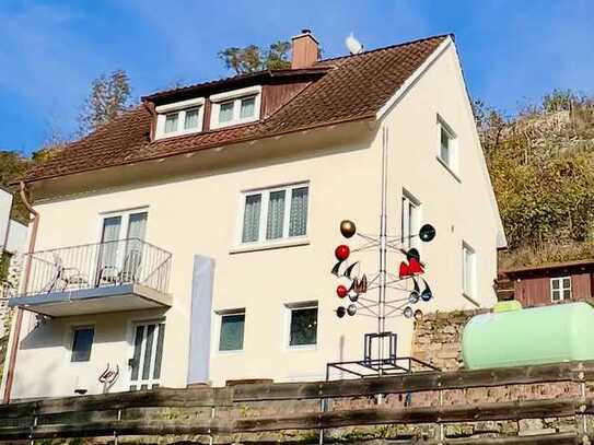 Freistehendes großzügiges 7-Zimmer-Einfamilienhaus in Schwieberdingen