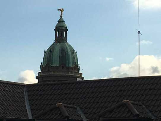 3-Raum-DG-Wohnung in Oststadt in netter Hausgemeinschaft mit Blick auf Christuskirche