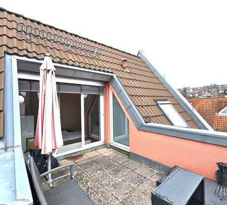 Stilvolle 2,5-Zimmer-Maisonette-Wohnung mit Balkon und EBK in Aidlingen