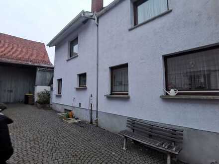 Handwerker aufgepasst ! Einfamilienhaus mit Potenzial