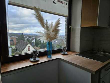 * Panorama über Bielefeld * 2-Zimmer-Wohnung mit Balkon und Einbauküche