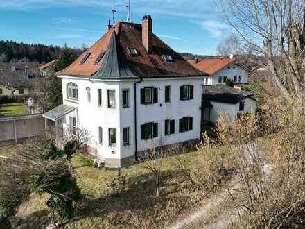 Traumhafte Villa mit Anbauwohnung