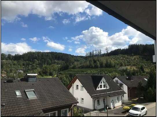 Familienwohnung mit spektakulärer Aussicht in Lennestadt- Bilstein!