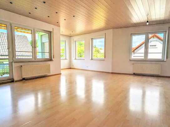 Helle 4,5-Zimmer-Eigentumswohnung mit Loggia und zwei TG-Stellplätze