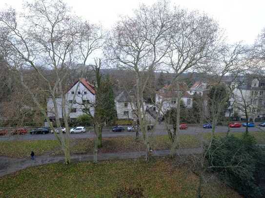 Charmante voll sanierte 3 Zimmer Whg am Stadtpark Isenburgring