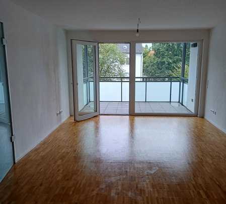 Wunderschöne 2-Zimmer Wohnung mit großzügigem Balkon!