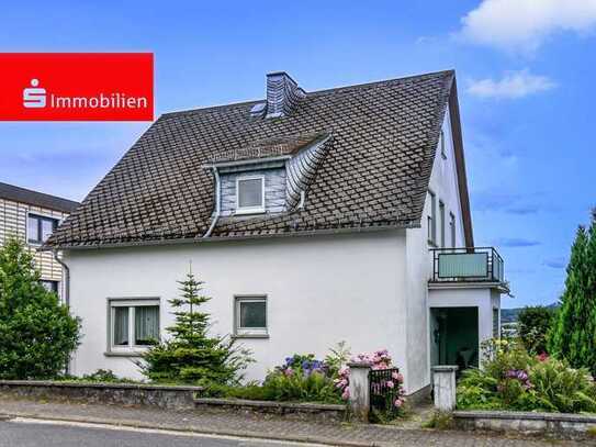 Gemütliches Ein-Zweifamilienhaus mit Garage und Garten in Waldbrunn-Ellar