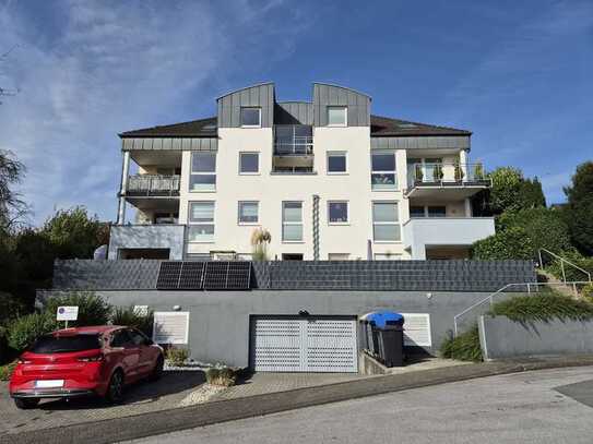 Maisonettewohnung mit großem Wohnraum und Weitblick in ruhiger Lage von SG-Ohligs