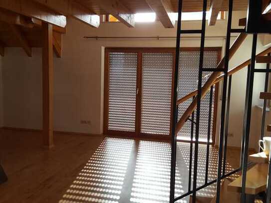 Besondere 3-Zimmer-Maisonette-Wohnung mit Balkon in Engen