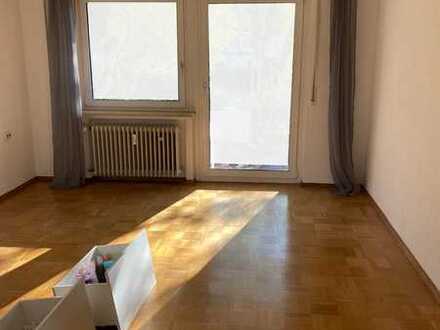 Charmante 2-Zimmer-Wohnung mit Terrasse in Weinstadt