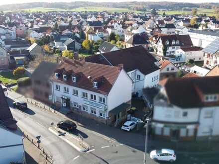 Zentral gelgenes Wohn-/ Geschäftshaus - wandelbar in 840 m² Wohnfläche